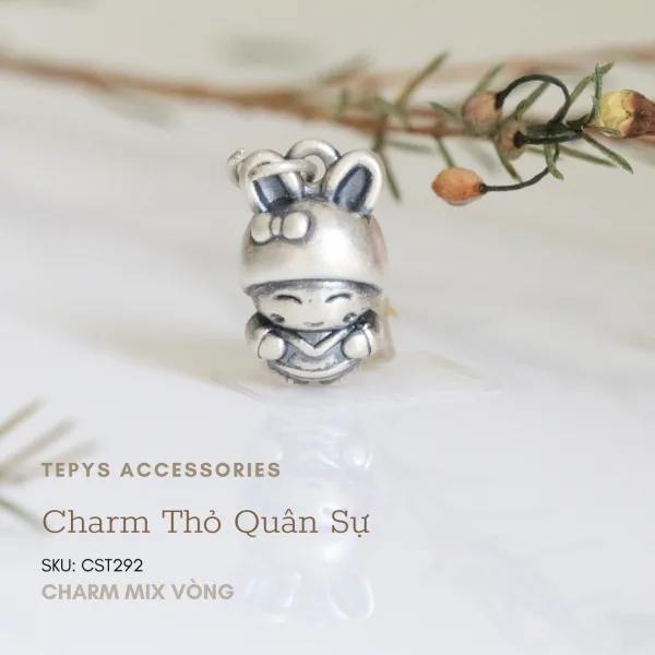 Charm Thỏ Quân Sự