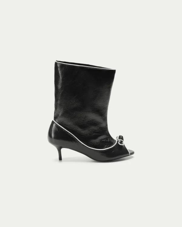 Bold Line Boot Heels