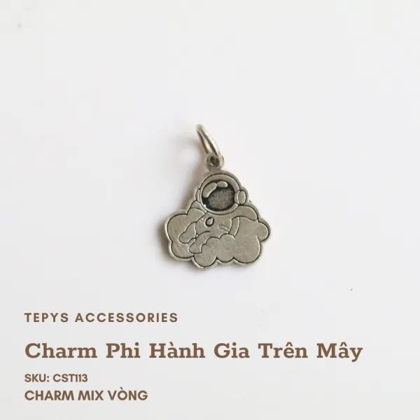 Charm Phi Hành Gia Trên Mây