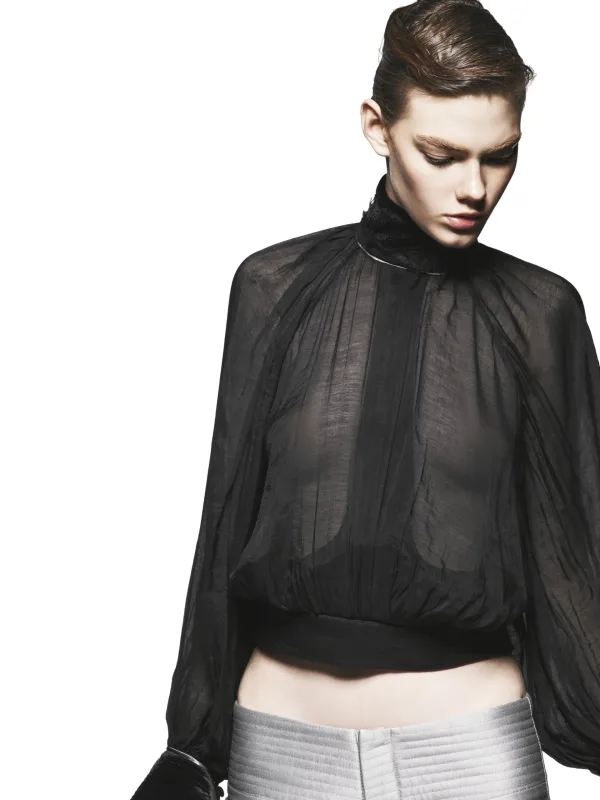 BLACK LUCENT TOP