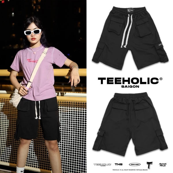 Quần Short Túi Hộp Unisex TEEHOLIC Màu Đen