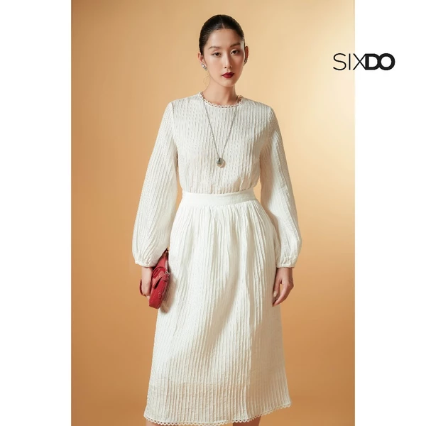 Chân váy thô trắng xếp ly nhỏ SIXDO (White Raw Flared Skirt)