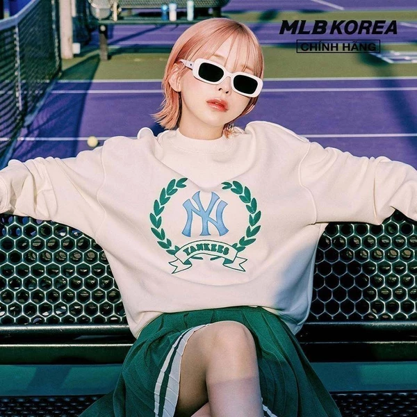 MLB - Áo sweatshirt nữ tay dài Classic Sports Big Logo_3FMTG0134-50CRS