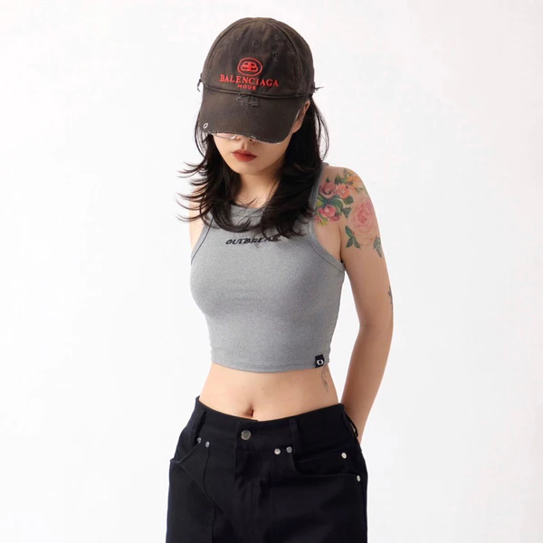 OUTBREAK - ÁO CROPTOP *EMBROIDERED CROPTOP*