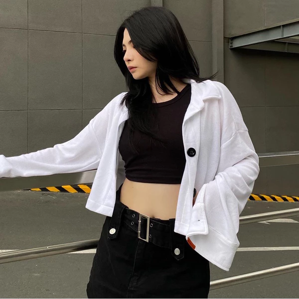 Áo sơmi croptop tay dài ĐEN / TRẮNG - BITTER PILLS