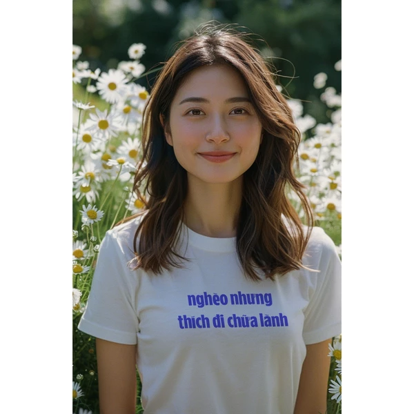 Áo thun cotton 100% unisex, phong cách thời trang hàng đầu in chữ Nghèo nhưng thích đi chữa lành