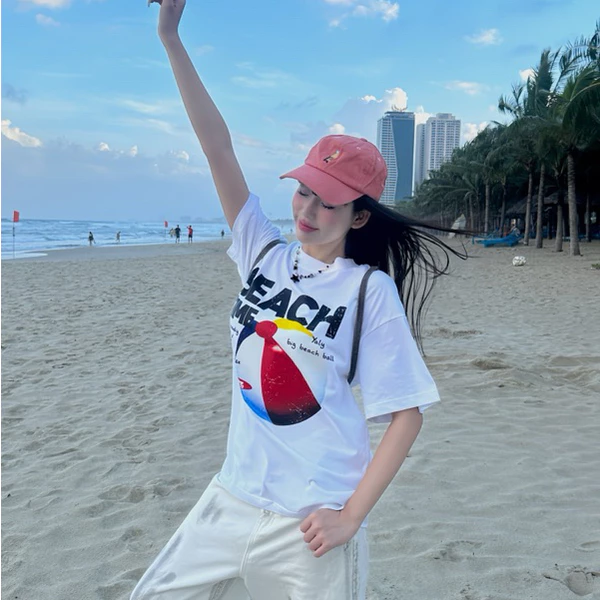 TheGlam CHÍNH HÃNG - Áo Thun Trắng "BEACH TIME" UNISEX Form Boxy - TS03-13