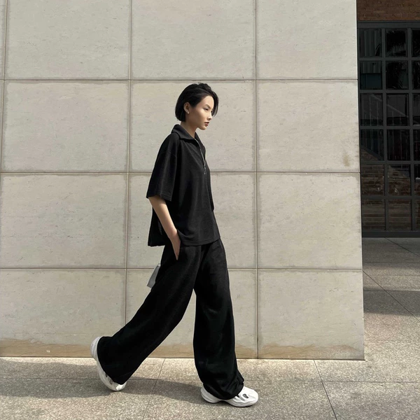 HIGHCHIC - ALL-BLACK SET (long version) - SET QUẦN ÁO Gấm mềm dập gân