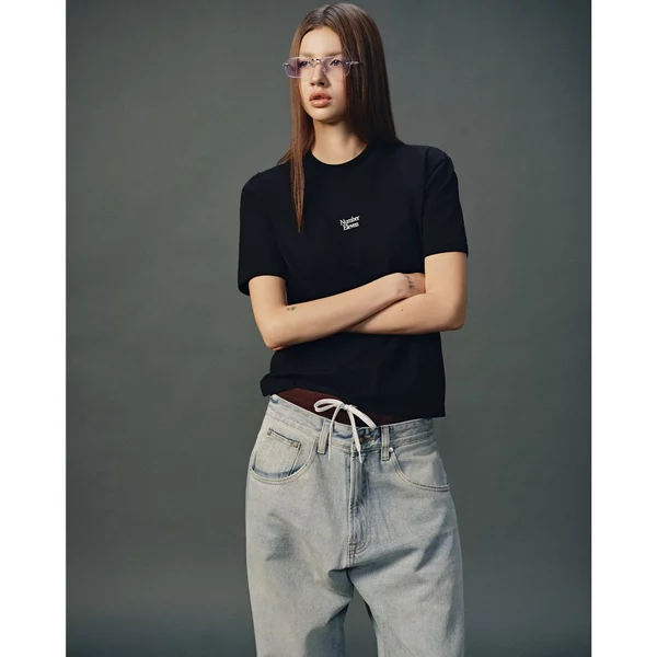 Eleven - Áo Thun Nữ Baby Tee In Number Eleven Dọc | Màu Đen