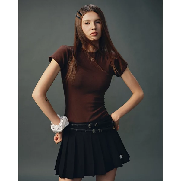Eleven - Áo bodysuit cổ tròn tay ngắn Embroiderd Mono - màu Nâu