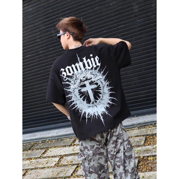Áo thun boxy, zombie.club,Gothic Cross Humility chữ in nổi , form rộng,couple unisex, cotton 2 chiều 250gsm