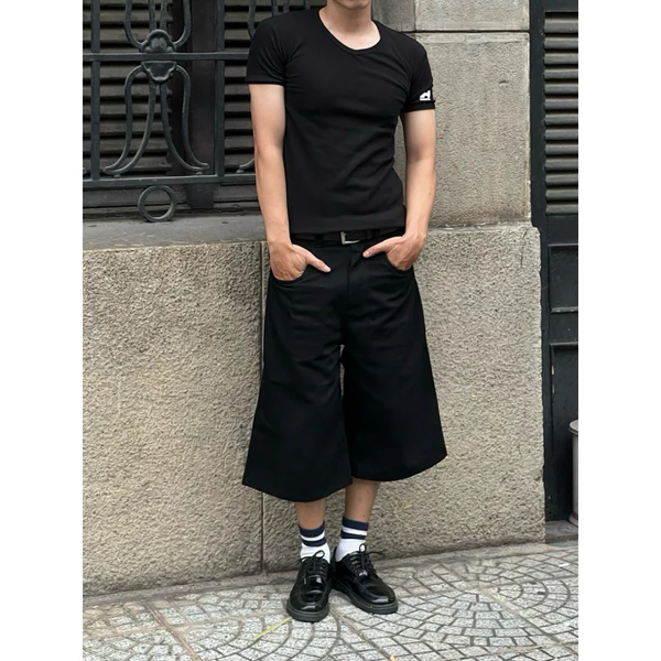 Quần shorts baggy jean nam THEBROTHERS  form Baggy qua gối màu đen