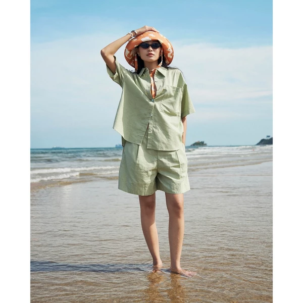 Quần Short Xếp Ly Nữ Lưng Thun Form Loose - Routine 10S25PSHW009