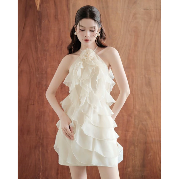 RUBIES Lyndy Dress - Đầm Ngắn Nữ Vải Voan Tơ Dáng Suông Chiết Eo Sát Nách Cổ Yếm Đính Hoa