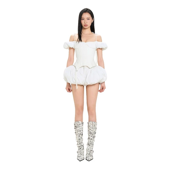 LSOUL Doux Fou Set Áo Corset Trễ Vai Tay Bồng + Chân Váy Trắng Bí Phồng A25032810 CV25030720