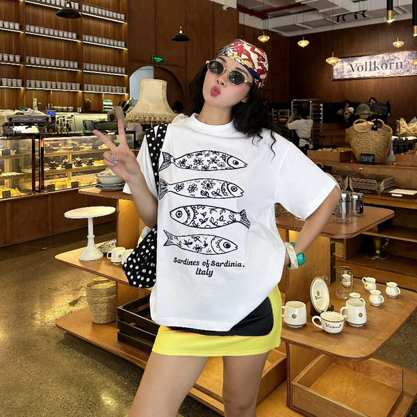 TheGlam CHÍNH HÃNG - Áo Thun Trắng "Sardines of Sardinia Italy" UNISEX Form Boxy - TS03-14