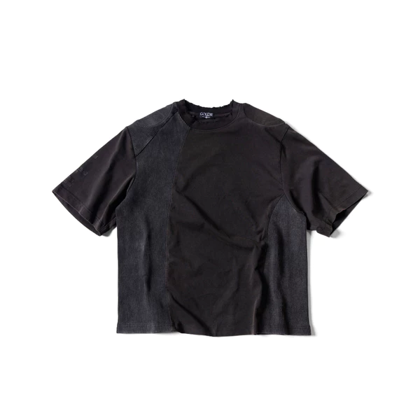 Áo thun "GOLDIE PANELLED PADDED WASHED" màu đen washed 100% cotton