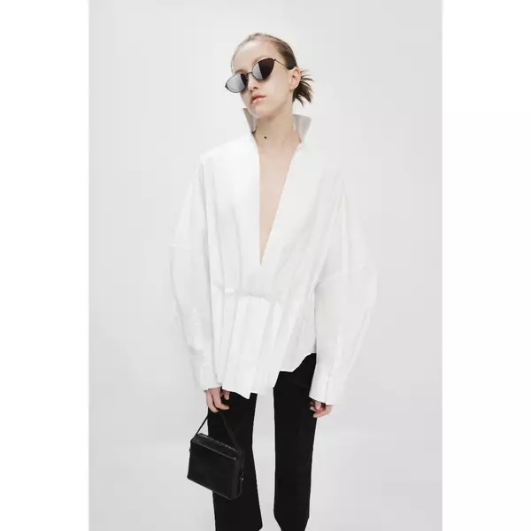 HIGHCHIC - UNSAID COLLECTION - ÁO SƠ MI TRẮNG CHIẾT EO  - RENOIR SHIRT