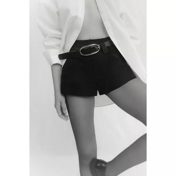 HIGHCHIC - GIGI SHORT - QUẦN SHORT - THIẾT KẾ SANG TRỌNG - GIGI SHORT