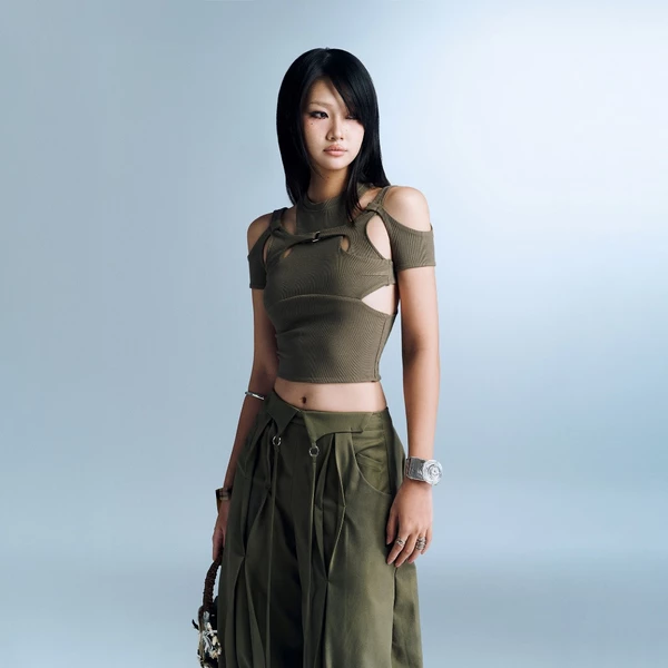 TAWNY TOP (ARMY GREEN) BunnyHill SSSB17