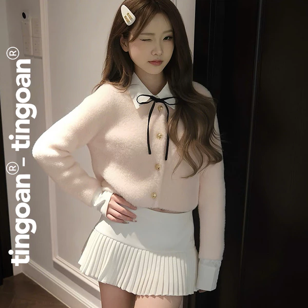 TINGOAN® X KOL - Áo len lông bông xù dáng lửng phối cúc kim loại LISA LOVE TOP