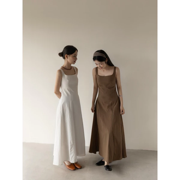 DOB - Đầm dài hai dây dáng A suông nhẹ tối giản | Jelly dress |