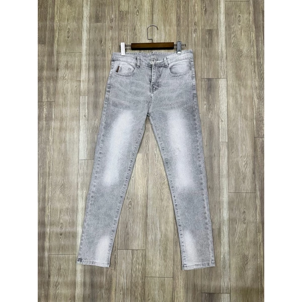 Quần Jean Nam Màu Xám Nhạt Chất Vải Denim Cao Cấp Dáng Chuẩn Tôn Dáng Dễ Phối Đồ