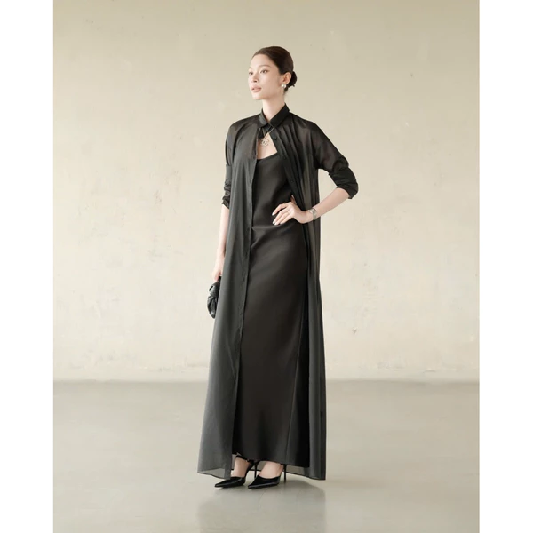 RUBIES Moana Shirt - Áo Sơ Mi Nữ Vải Tơ Dáng Dài Maxi Tay Dài Cổ Đức