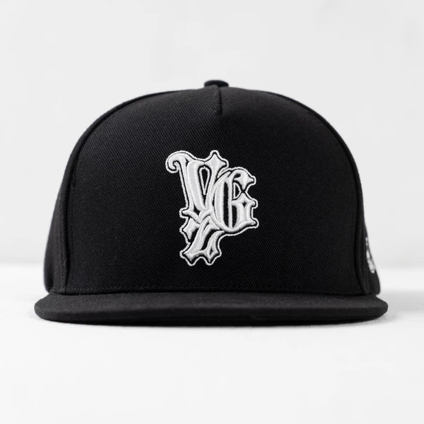 VGZ snapback Gothic Black / White