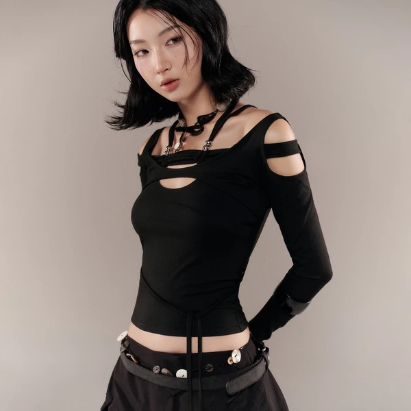 SERAFIN TOP (BLACK) BunnyHill SSSB19a