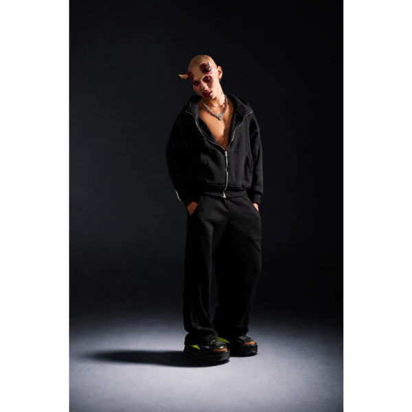 Hoodie Zip Màu Đen UMS Vải Nỉ Họa Tiết Sọc Thể Thao Thời Trang Unisex Crop Form Boxy