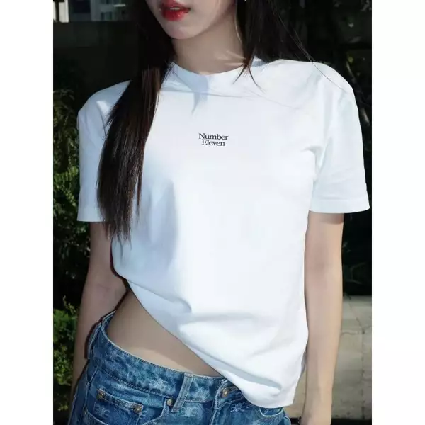 Eleven - Áo Thun Nữ Baby Tee In Number Eleven Dọc | Màu Trắng