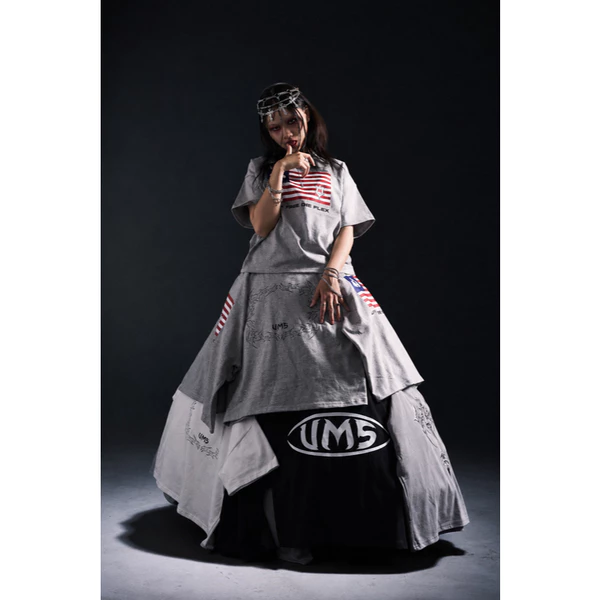 Áo Thun Màu Xám Lá Cờ Mĩ Lớn Chất Liệu Cotton Form Boxy Phong Cách Streetwear Local Brand Việt Nam UMS