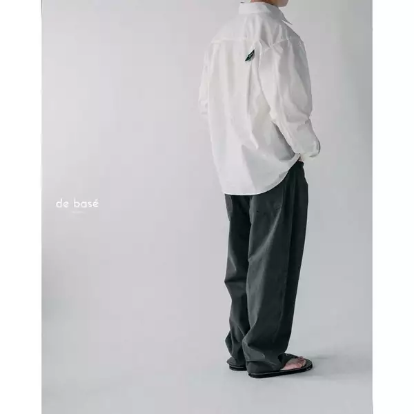 basé SHIRT 06 - Áo Sơ mi Cotton Tag đính Ngực, Lưng - de basé
