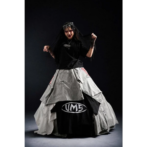 Áo Thun Màu Đen Tribal Cross Chất Liệu Cotton Form Boxy Phong Cách Streetwear Local Brand Việt Nam UMS