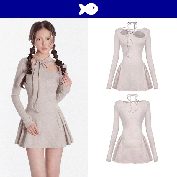 Đầm xòe ngắn tay dài cổ khoét cách điệu DKMV dây cột nơ thun ôm dáng phối logo cá inox màu nâu Kira Dress | K-D56-N