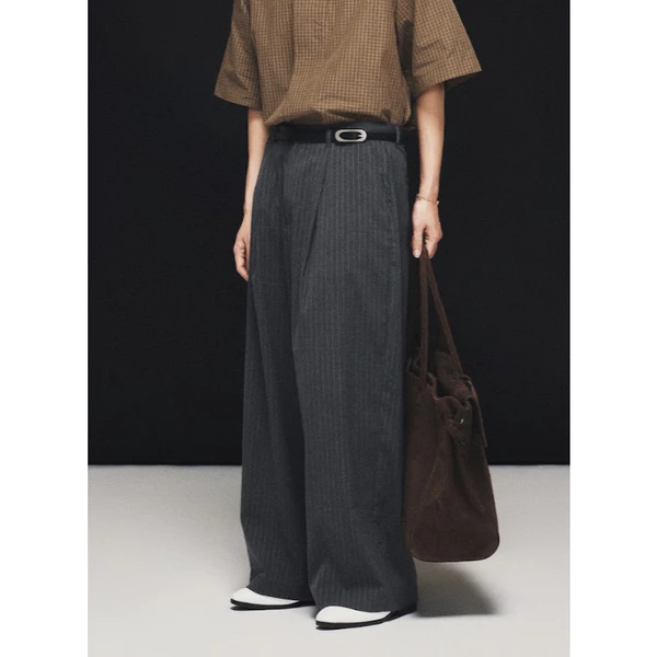 Hypnotism Axis Striped Pants Quần tây thiết kế sọc dọc hai ly trước form Relaxed Fit (Hỏa tốc)