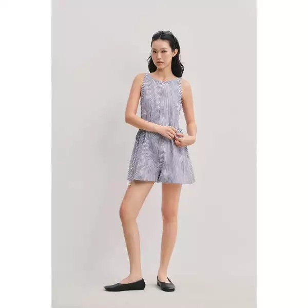 LIBÉ WORKSHOP - Bộ liền quần jumpsuit ngắn thắt dây ngang eo hoạ tiết sọc xanh 7164