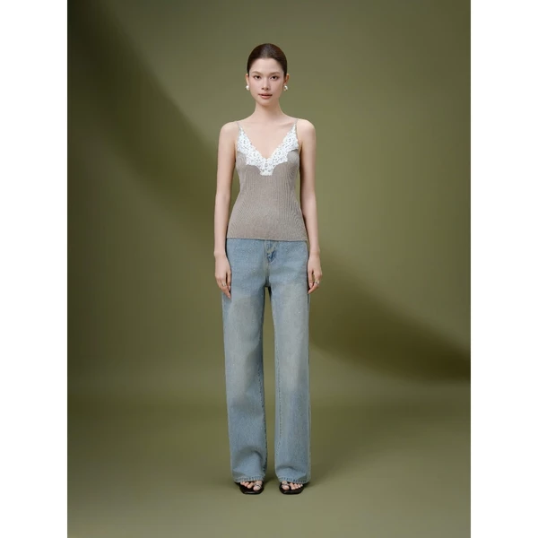 RUBIES Charmy Jeans - Quần Dài Nữ Vải Jean Mềm Đính Đá Ống Suông Đứng