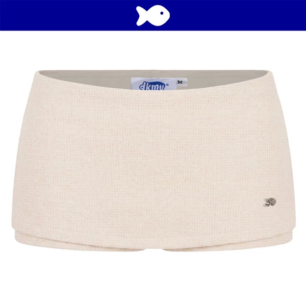 Quần váy nữ ngắn ôm nhẹ nhàng DKMV lưng thấp phối logo cá inox thun nỉ lông thỏ tweed màu be Nerina Skirt | K-V16-TB
