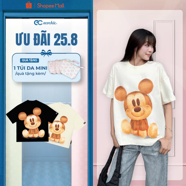 (Tặng túi mini) Áo Phông Boxy ECOCHIC TS030 Hình In MICKEY Vàng Dễ Thương Chính Hãng Bản Quyền Disney Chất Liệu Cotton