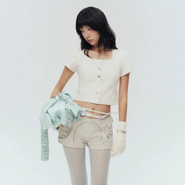BIRDIE TOP (IVORY) BunnyHill SSE19a