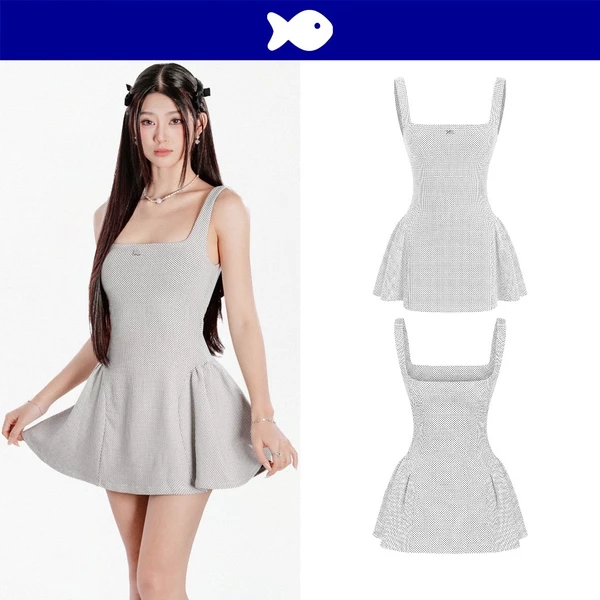 Đầm hai dây kiểu nữ cổ vuông dáng xòe DKMV hoạ tiết chấm bi đen nền trắng đính logo cá inox Caroline Dress | K-D42-J-BD