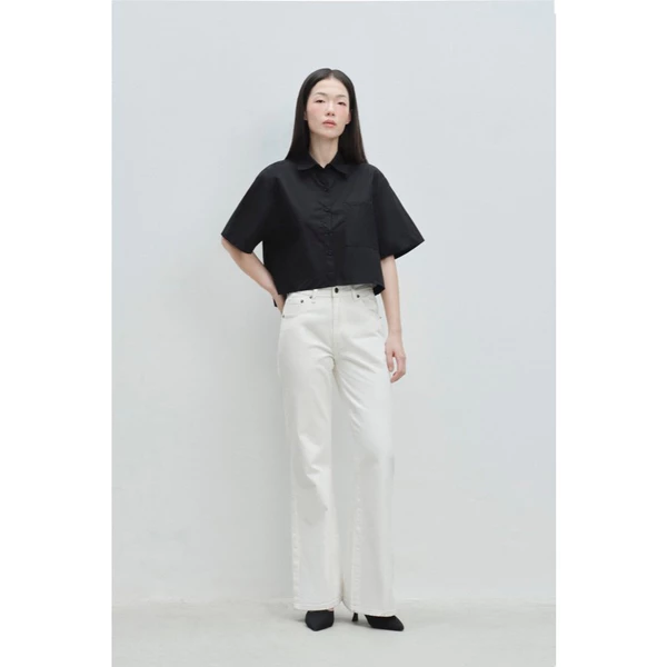 LIBÉ WORKSHOP - Áo sơ mi tay ngắn dáng suông crop màu đen 7325