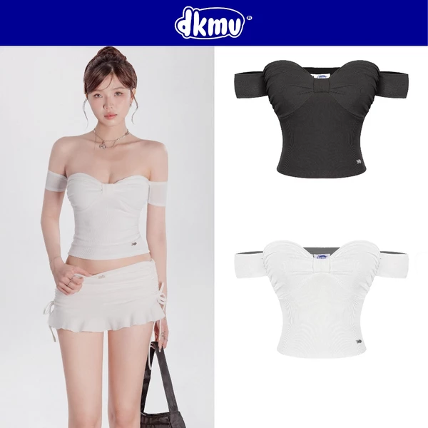Áo trễ vai nữ tay ngắn dáng cúp ngực DKMV hoạ tiết nơ phối logo con cá inox đáng yêu màu đen, trắng Bitna Top | K-T43