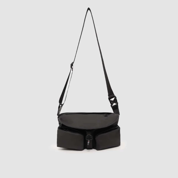 Túi đeo vải polyester dáng hộp nhiều ngăn dây điều chỉnh độ dài Selected Facing Camera Bag