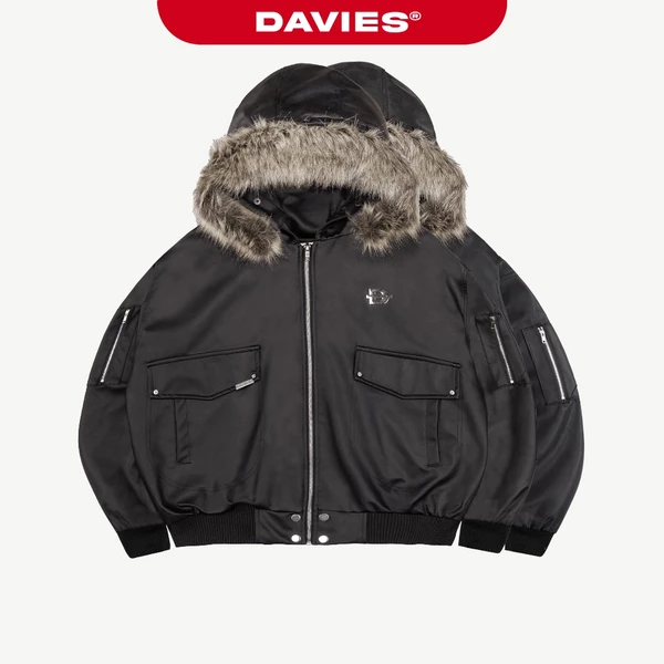 Áo khoác bomber có mũ phối lông vũ DAVIES nhiều túi logo inox dù, da túi hộp tay áo Hunter Hooded Bomber Jacket| D-AK17