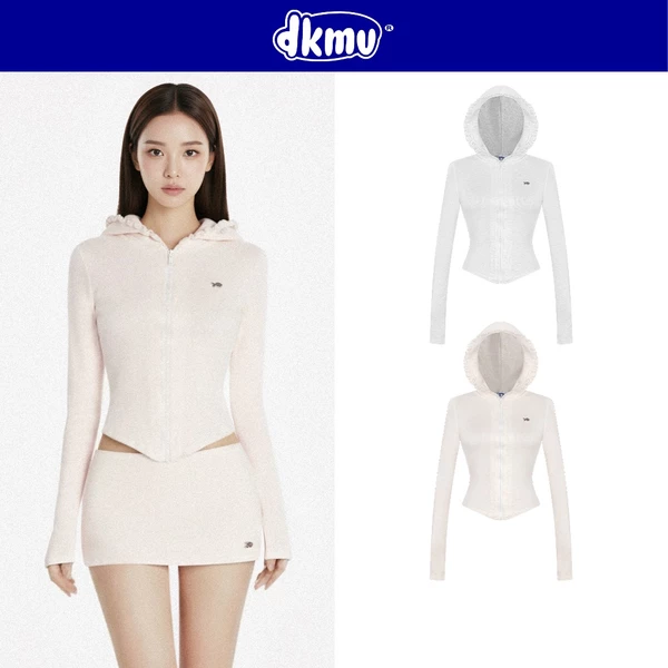 Áo khoác nữ ôm dáng có mũ to DKMV thiết kế viền phối bèo lai áo chữ V nhẹ đính logo cá đáng yêu Dainty Set | K-SET15-AK