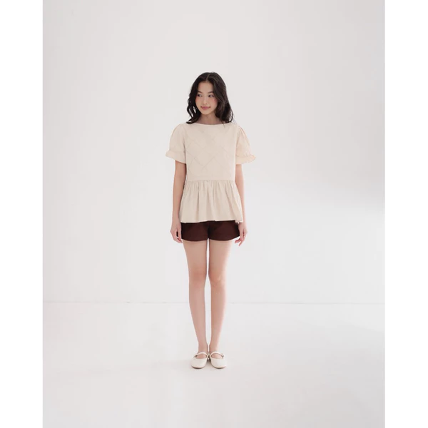 DOB - Áo kiểu babydoll tay phồng cổ thuyền nhẹ hoa tiết ô | Karo|