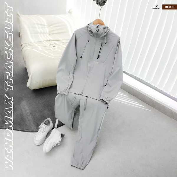 Quần Áo khoác gió WINDMAX TRACKSUIT TORANO 1 lớp mũ liền in logo 2 mặt a dụng, dễ phối đồ, cản gió tốt GWCW301-GWBW301